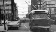 Winnipeg CCF-Brill trolley bus, Smith at Notre Dame (Winnipeg Tribune photo)