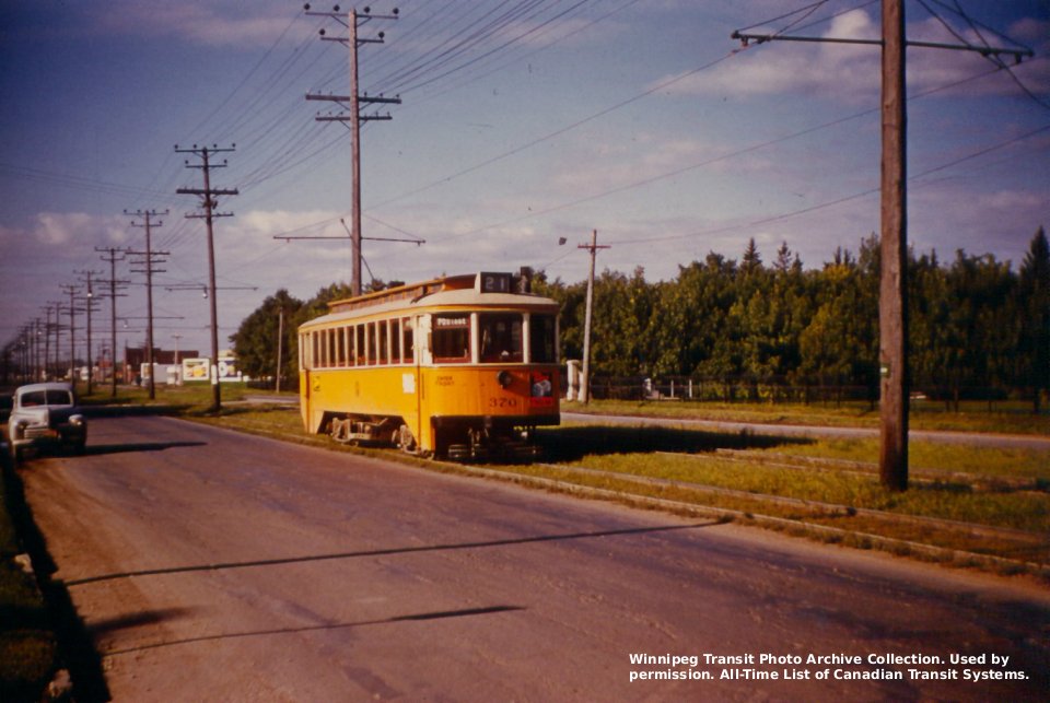 Winnipeg Colour Streetcar Photos