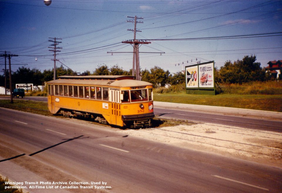 Winnipeg Colour Streetcar Photos